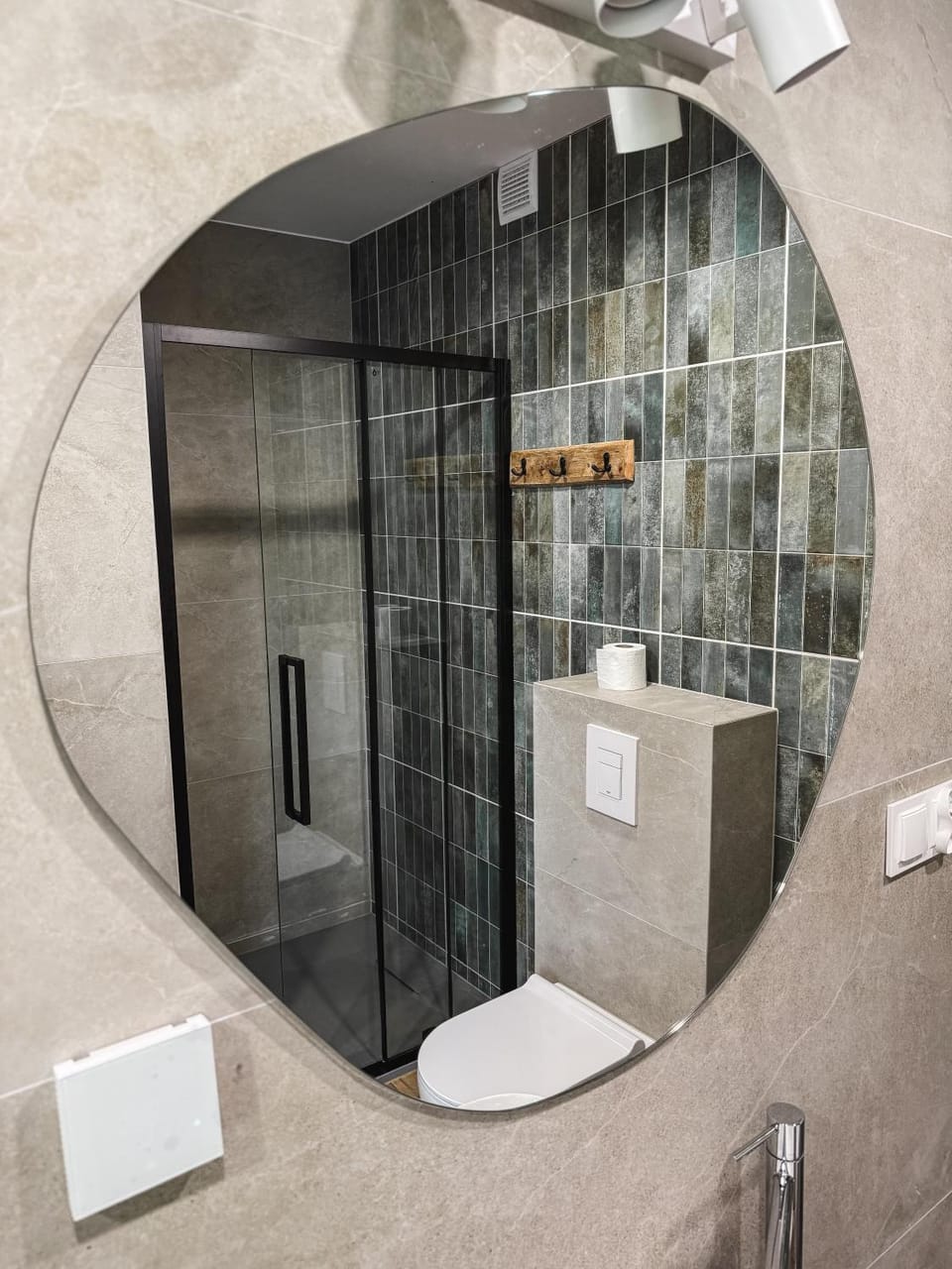 LABA PARK CHAŃCZA DOMEK nad zalewem, nowoczesny domek w lesie z opcją balii jacuzzi, ANTRESOLA House in Poland