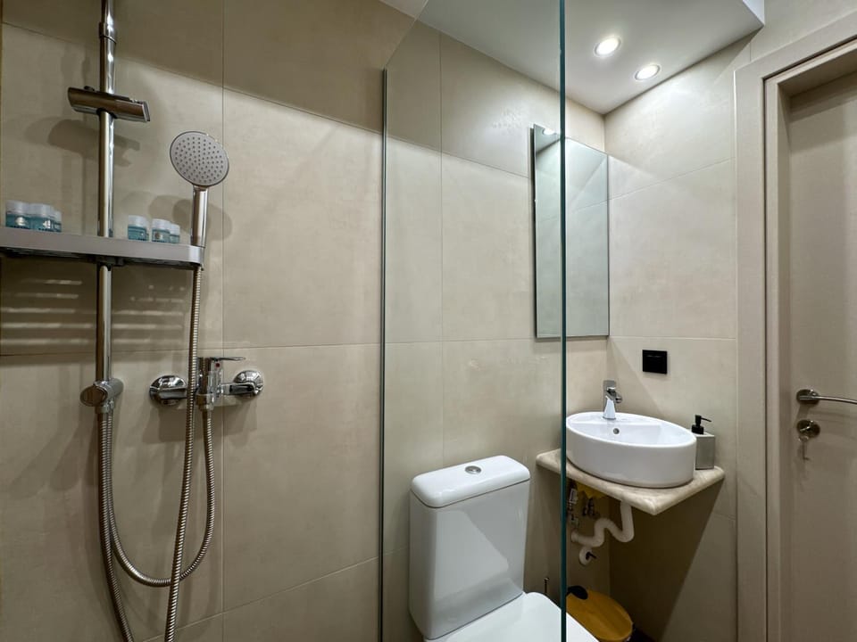 Shower, Toilet, Bathroom