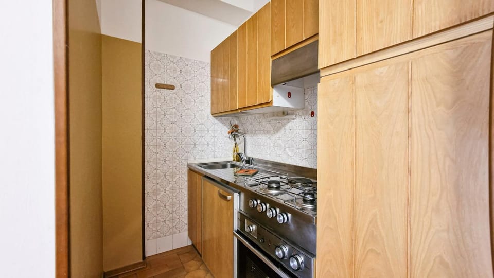 Kitchen or kitchenette, stove