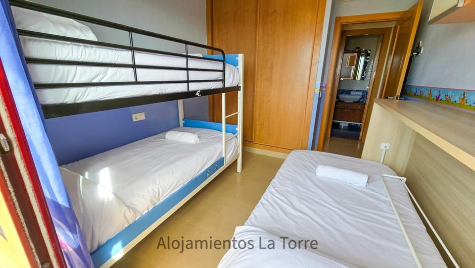 Bed, Photo of the whole room, Bedroom, bunk bed, wardrobe
