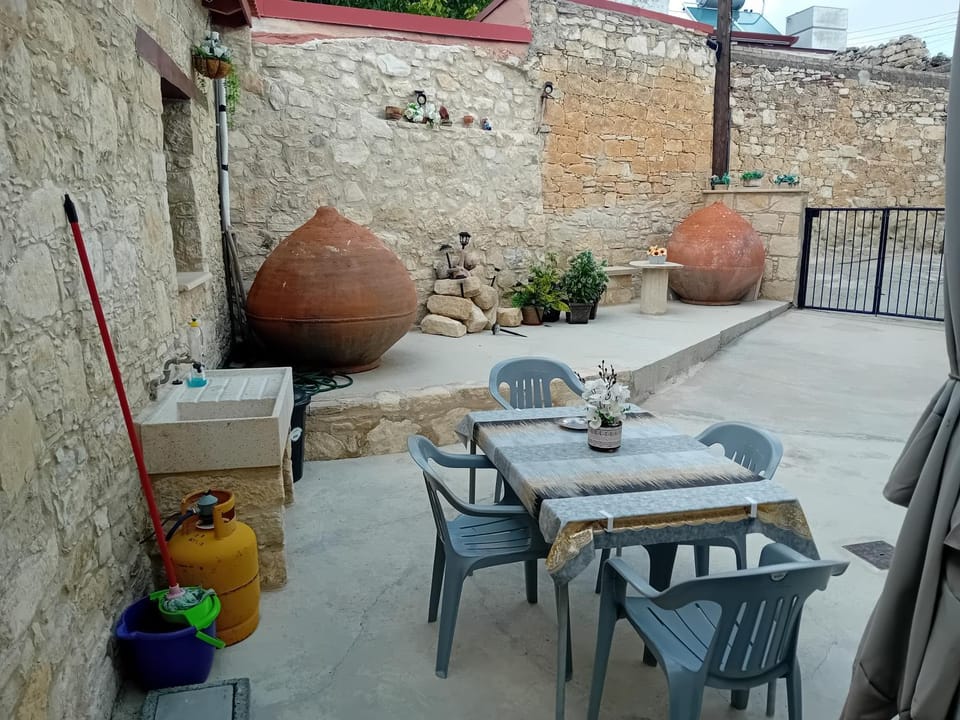 Patio, Day, View (from property/room), Balcony/Terrace, Seating area