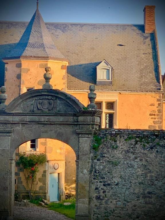 Le grand Loré Apartment in Pays de la Loire