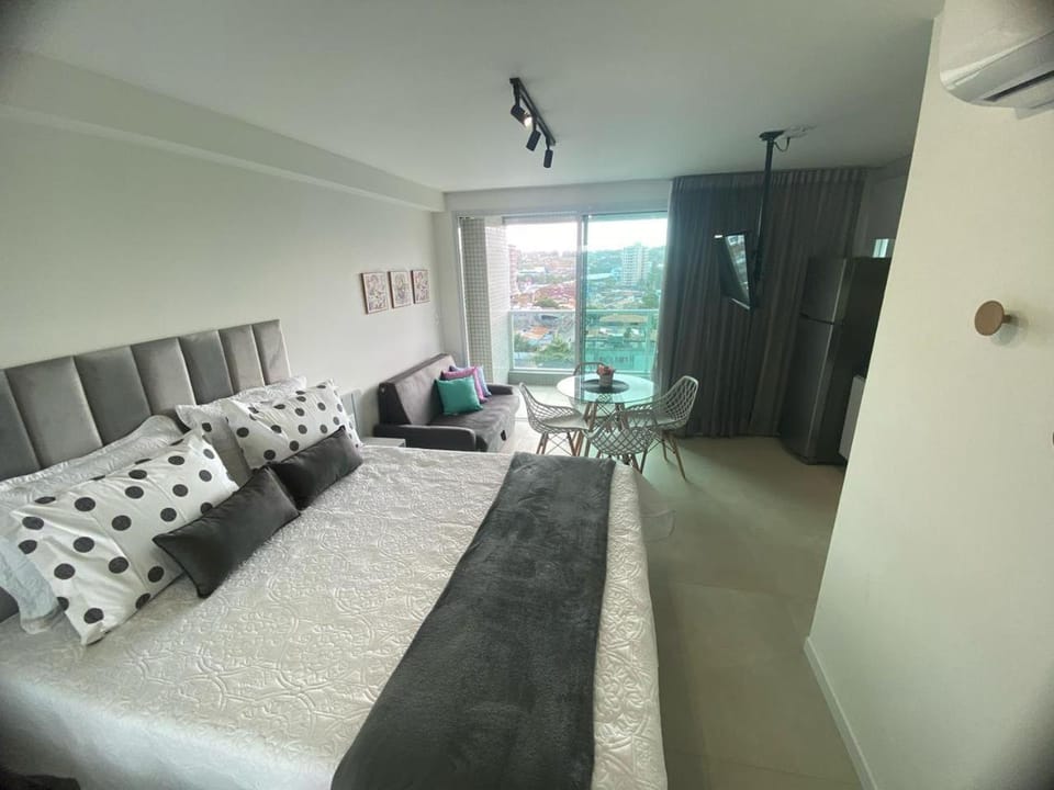 Bed, Living room, Photo of the whole room, Seating area, Bedroom