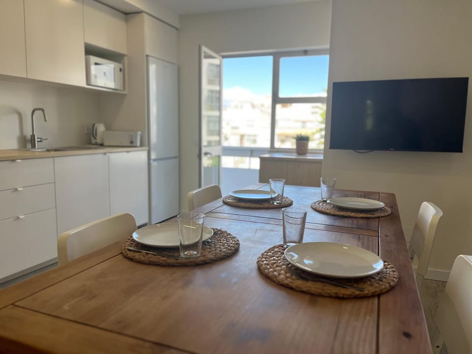 TV and multimedia, Kitchen or kitchenette, Dining area