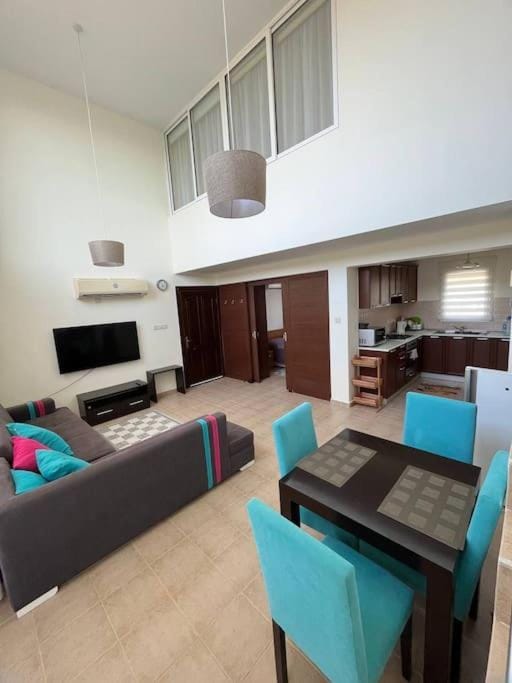 Дуплекс двух спальный в Татлысу Crystal Bay Marina Apartment in Famagusta District