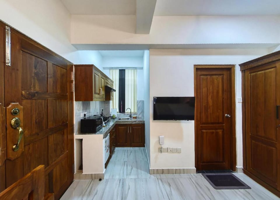 TV and multimedia, Kitchen or kitchenette, minibar, pet friendly, stove