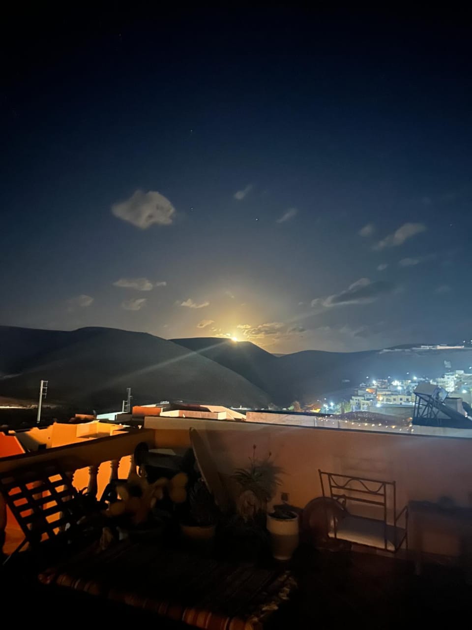 Night, Balcony/Terrace, Mountain view
