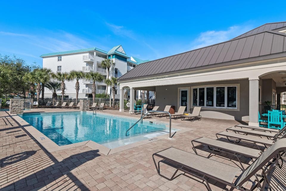 Alerio A101 House in Miramar Beach