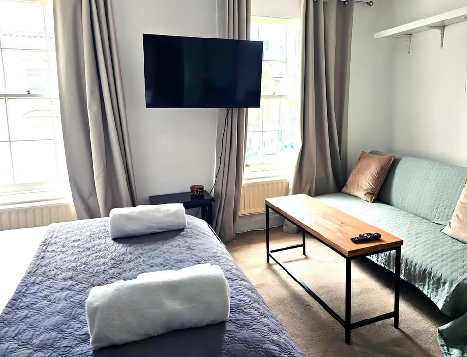 Kings Cross Pad Apartment in London Borough of Islington