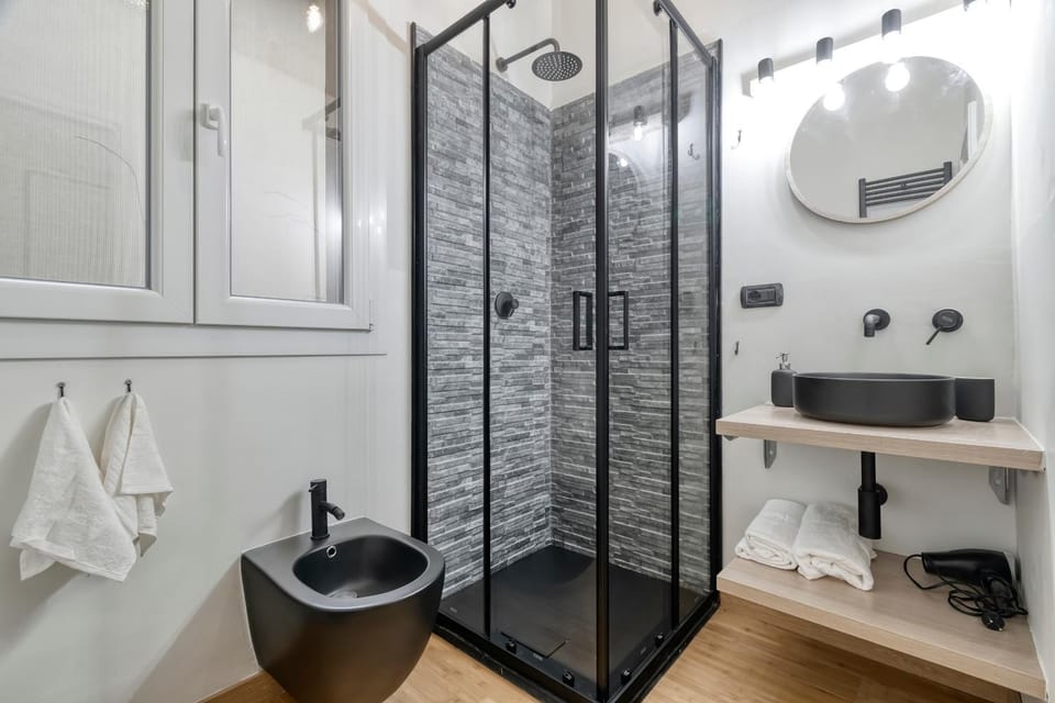 Shower, Bathroom, bidet