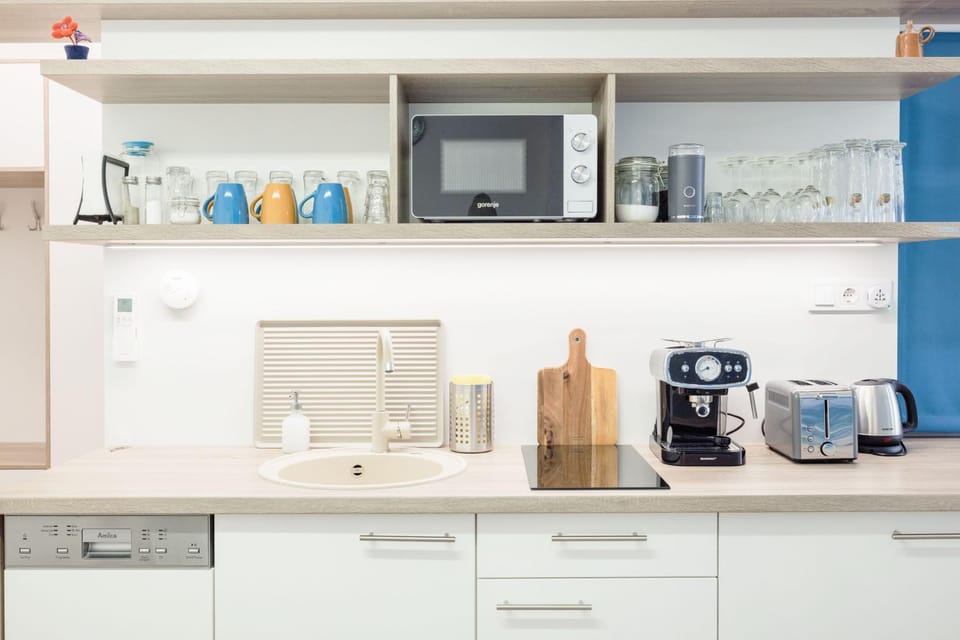 Coffee/tea facilities, Kitchen or kitchenette