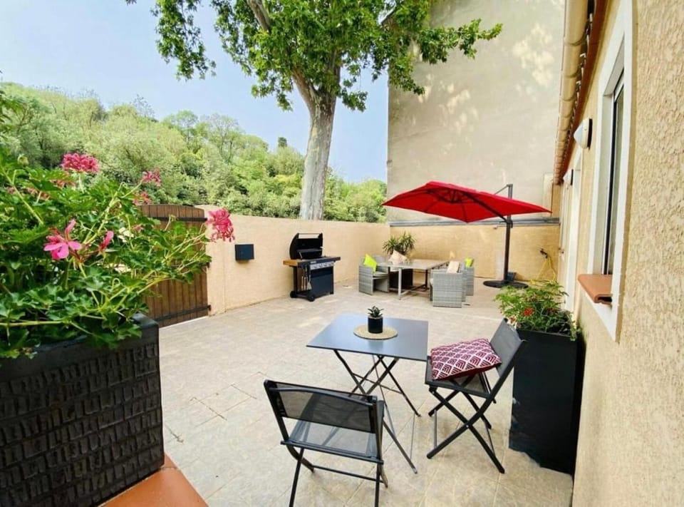 Patio, Day, View (from property/room), Balcony/Terrace