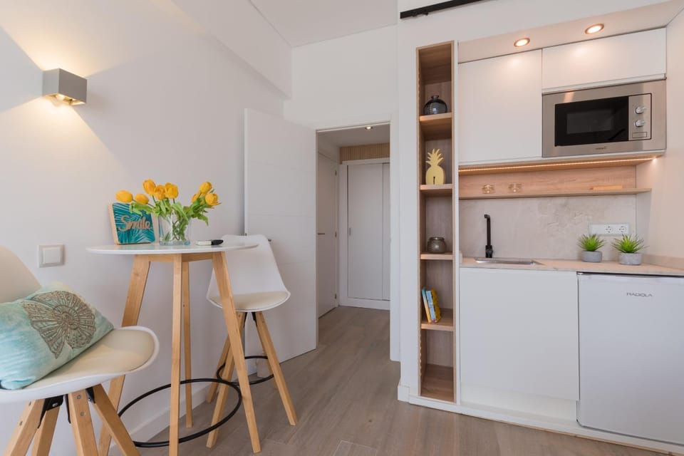 Ran de Mar - First Line Studio Apartment in Carretera d'Artà