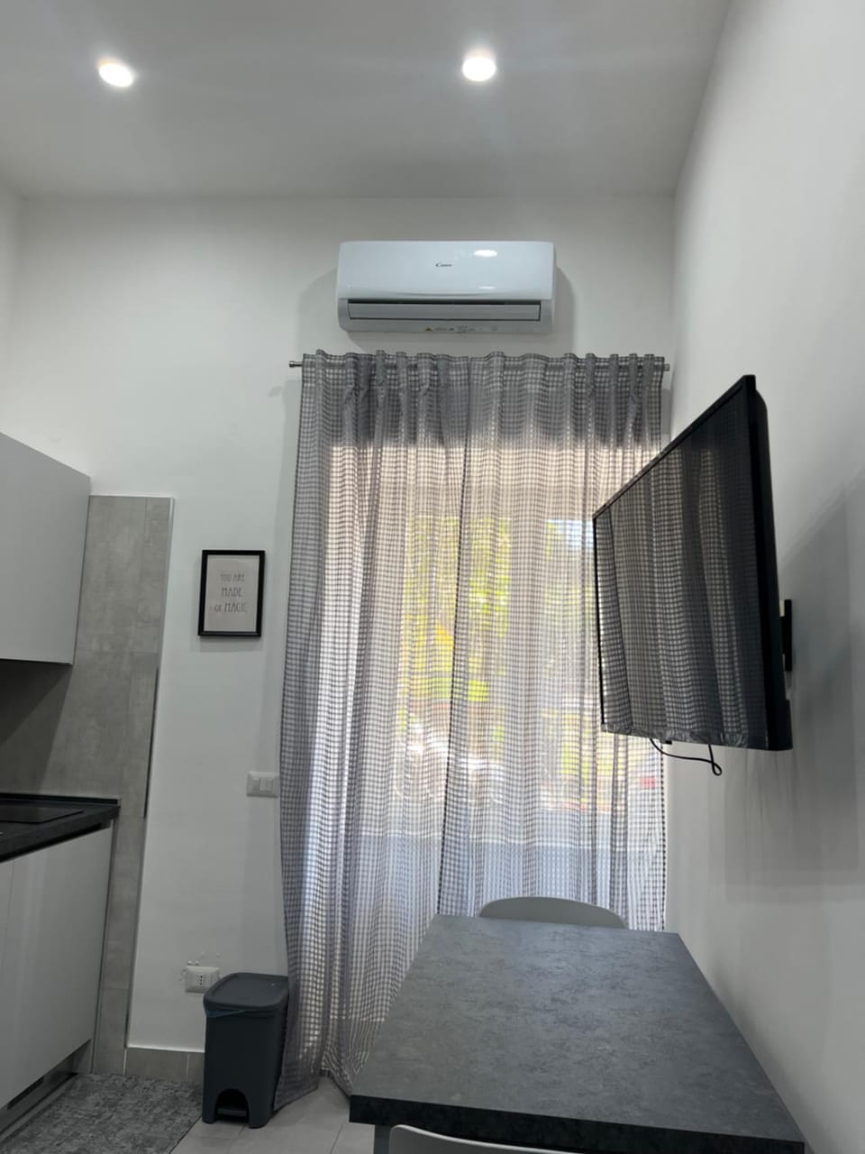 TV and multimedia, air conditioner