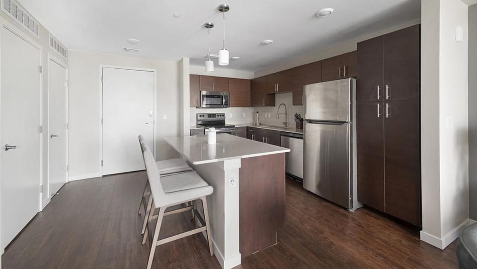 Landing Modern Apartment with Amazing Amenities (ID8377X25) Apartment in Orlando