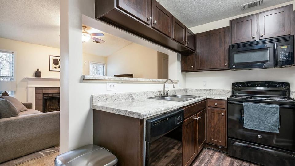 Landing Modern Apartment with Amazing Amenities (ID8399X27) Apartment in Winston-Salem