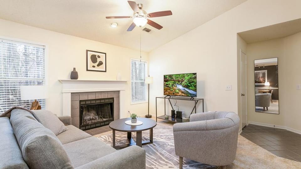 Landing Modern Apartment with Amazing Amenities (ID8399X27) Apartment in Winston-Salem
