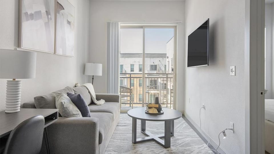 Landing Modern Apartment with Amazing Amenities (ID8331X30) Apartment in San Antonio