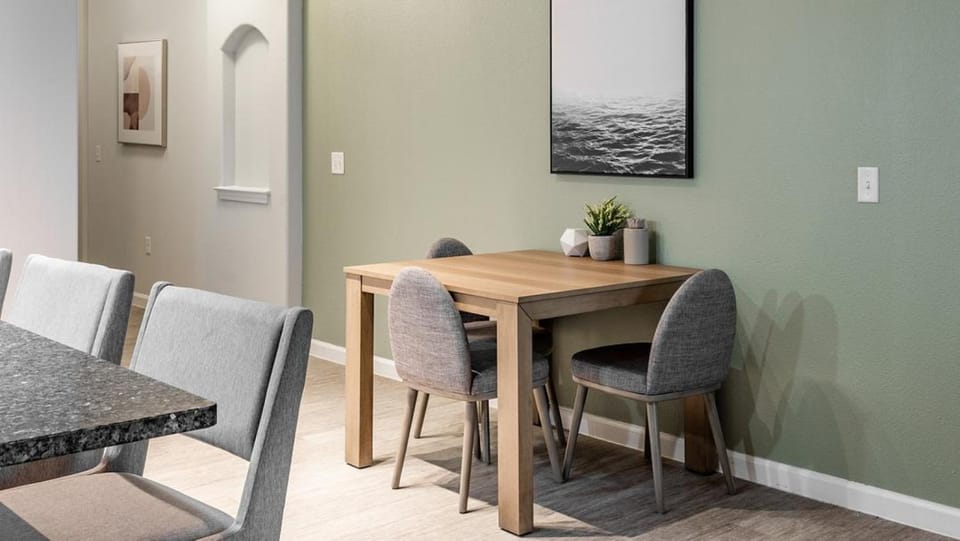 Landing Modern Apartment with Amazing Amenities (ID8153X72) Apartment in Wells Branch
