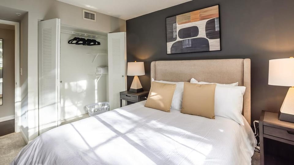 Landing Modern Apartment with Amazing Amenities (ID3660X7) Apartment in Coconut Creek