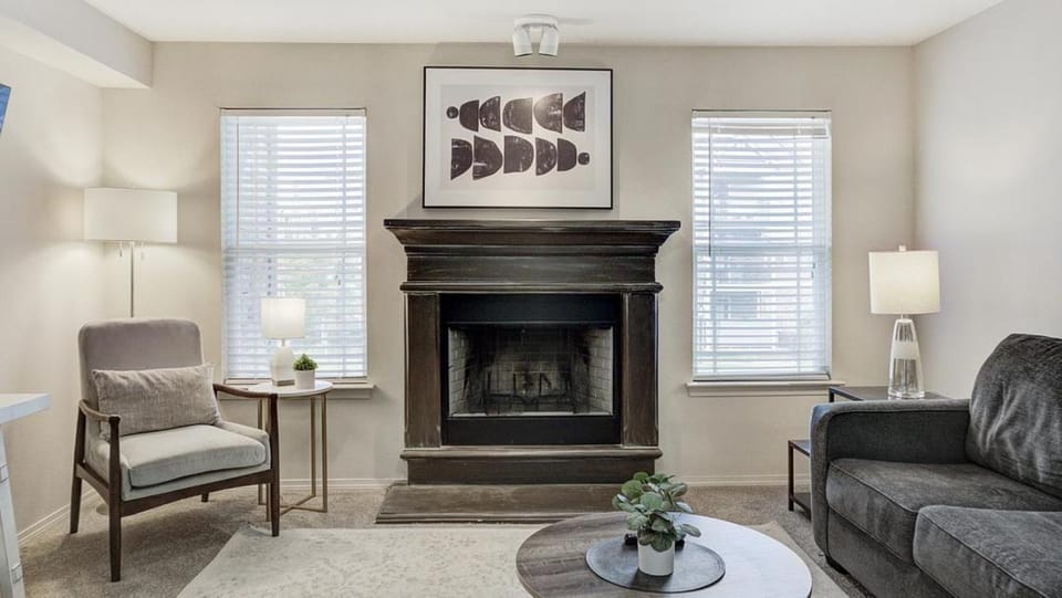 Landing Modern Apartment with Amazing Amenities (ID2726X85) Apartment in Broken Arrow