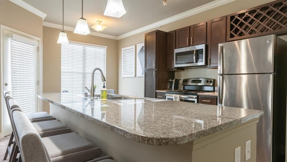 Landing Modern Apartment with Amazing Amenities (ID6899X16) Apartment in Jefferson County