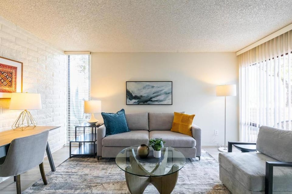 Landing Modern Apartment with Amazing Amenities (ID1723X70) Apartment in Casas Adobes