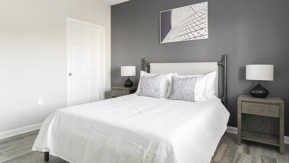 Landing Modern Apartment with Amazing Amenities (ID8109X75) Apartment in Wake Forest