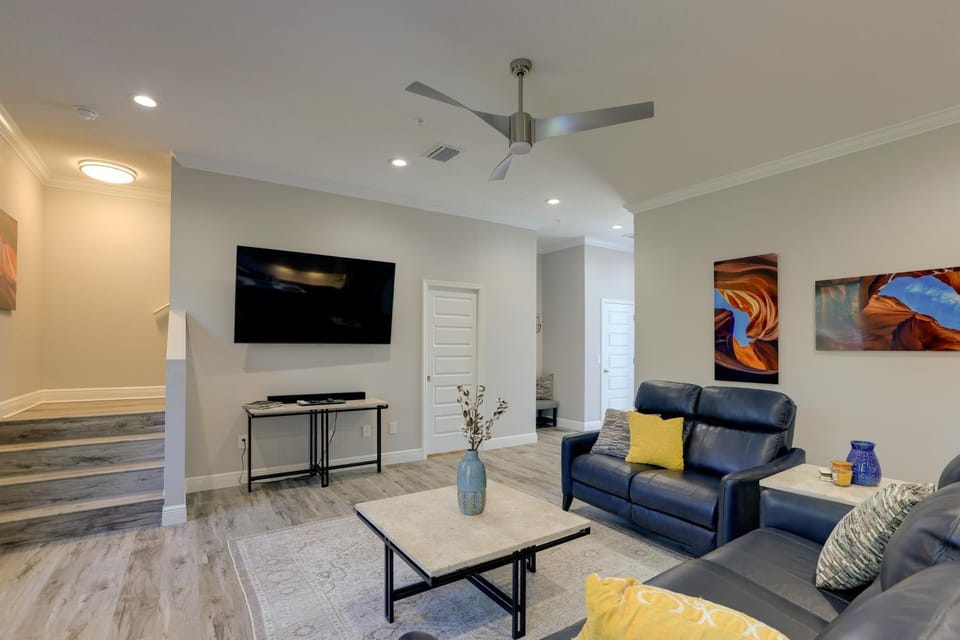 Vibrant Ocala Townhome: Close to Golf Club & WEC! House in Florida