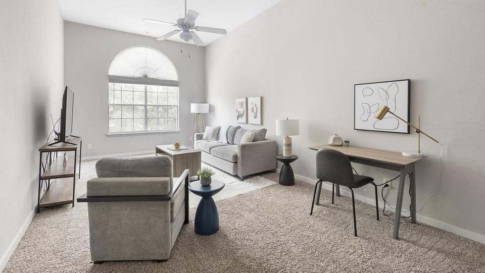 Landing Modern Apartment with Amazing Amenities (ID3897X65) Apartment in Slidell