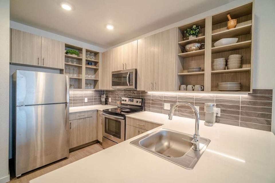 Landing Modern Apartment with Amazing Amenities (ID2959) Apartment in Denver