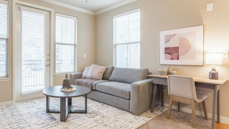 Landing Modern Apartment with Amazing Amenities (ID3987) Apartment in Tulsa