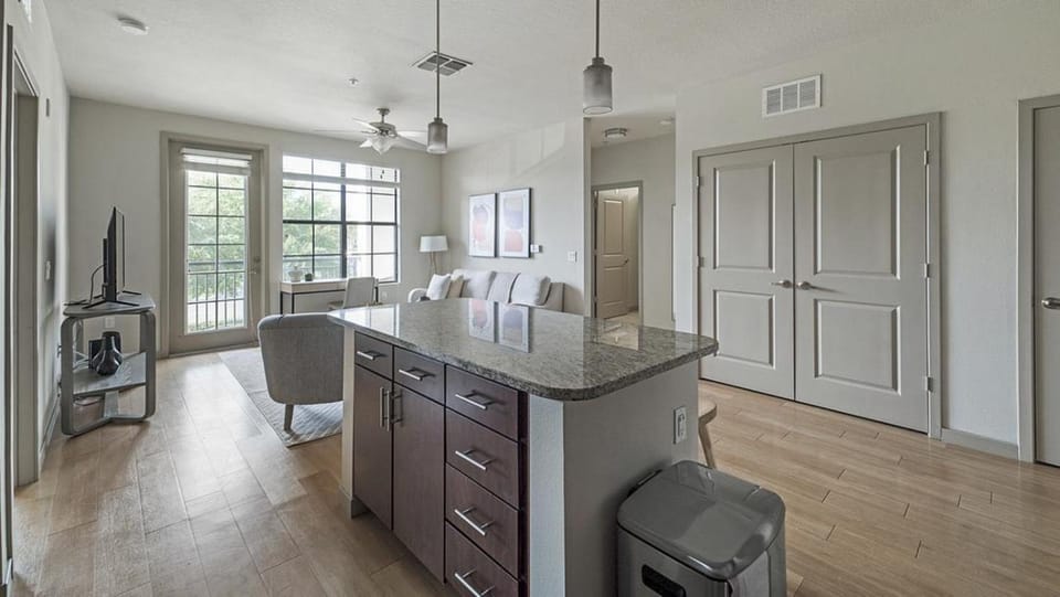 Landing Modern Apartment with Amazing Amenities (ID9660X22) Apartment in Winter Park