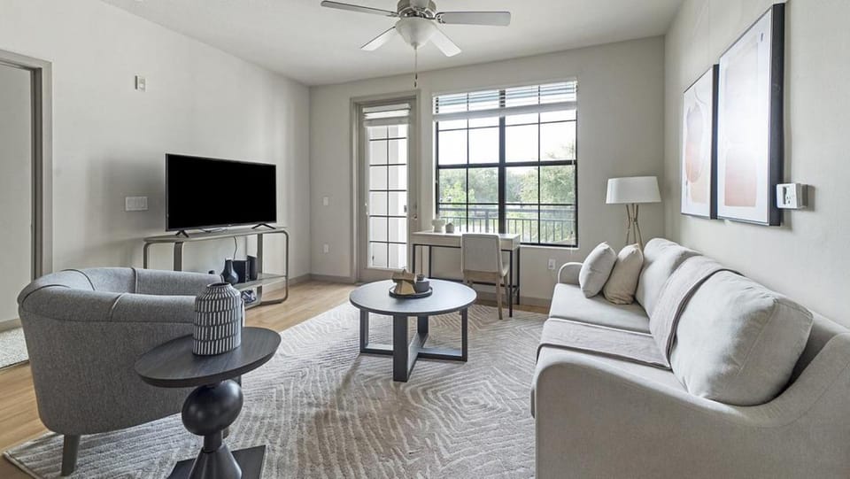 Landing Modern Apartment with Amazing Amenities (ID9660X22) Apartment in Winter Park