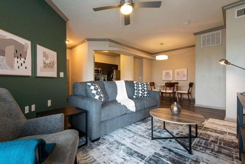 Landing Modern Apartment with Amazing Amenities (ID2796X70) Apartment in Cedar Park