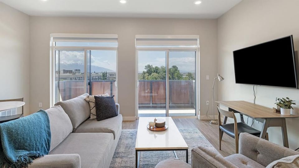 Landing Modern Apartment with Amazing Amenities (ID7703X0) Apartment in Salt Lake City