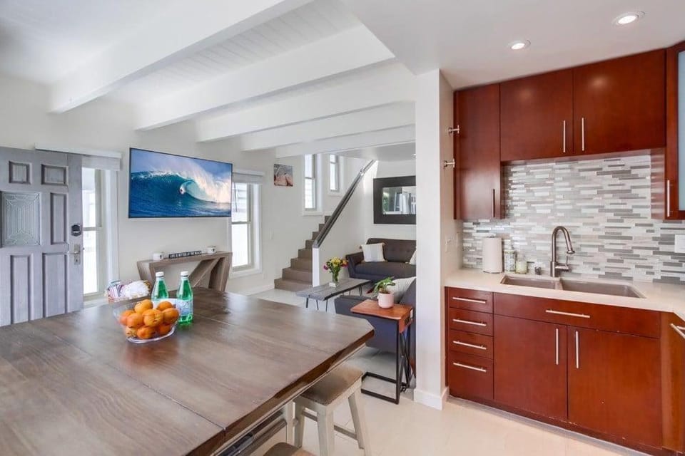 Sand & Sea House in Mission Beach