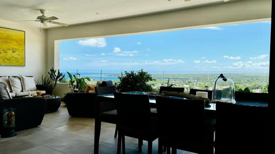 Penthouse avec vue panoramique sur la baie de Tamarin Apartment in Rivière Noire District, Mauritius