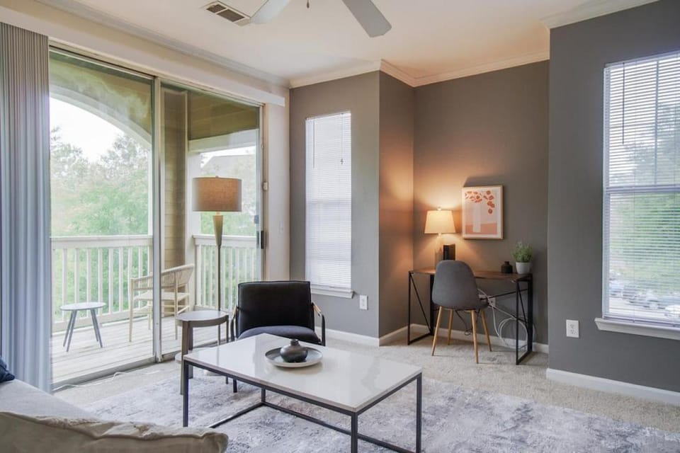 Landing Modern Apartment with Amazing Amenities (ID7304) Apartment in Durham