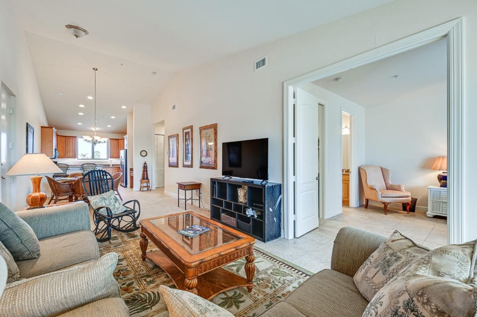 Everglades City Condo w/ Porch: Steps to Water! House in Everglades City