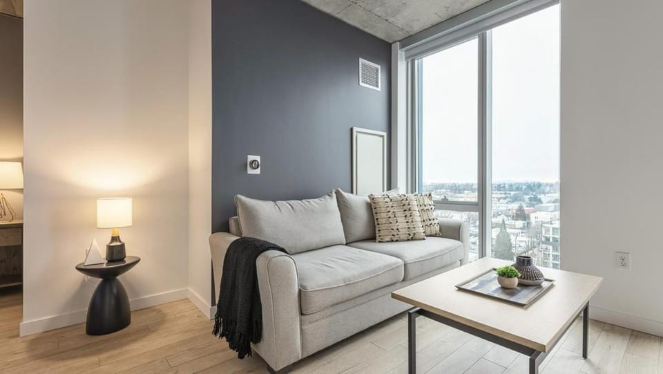 Landing - Modern Apartment with Amazing Amenities (ID5157X18) Apartment in Portland