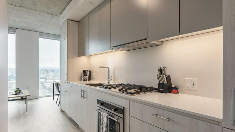 Landing - Modern Apartment with Amazing Amenities (ID5157X18) Apartment in Portland