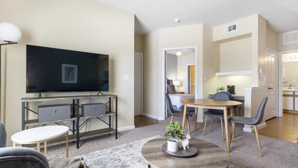 Landing - Modern Apartment with Amazing Amenities (ID3623X99) Apartment in Nueces County