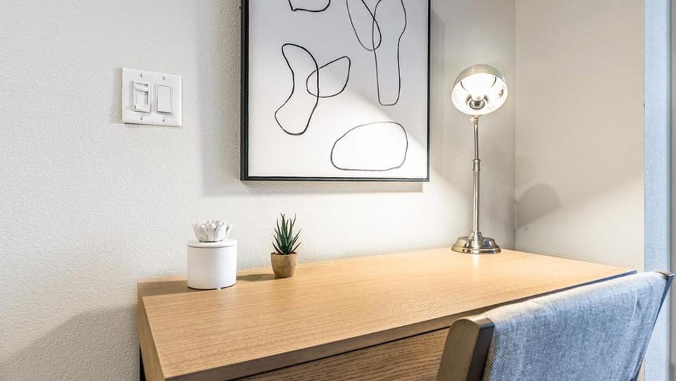Landing - Modern Apartment with Amazing Amenities (ID7746X05) Apartment in Albuquerque