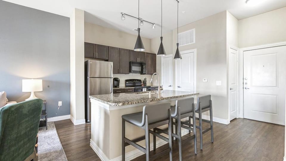 Landing - Modern Apartment with Amazing Amenities (ID3874) Apartment in Addison