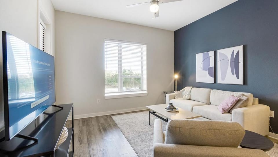 Landing - Modern Apartment with Amazing Amenities (ID8783X95) Apartment in Jacksonville