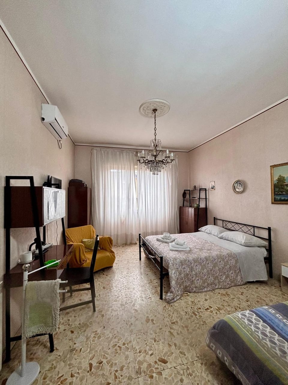 Stanza 30 euro per 2 ore Giarre Apartment in Sicily