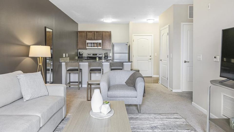 Landing - Modern Apartment with Amazing Amenities (ID8451X34) Apartment in Worthington