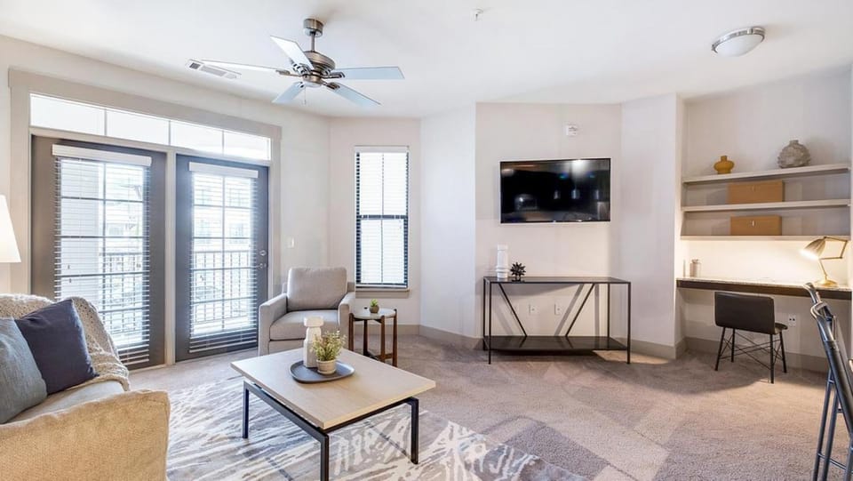 Landing - Modern Apartment with Amazing Amenities (ID3836X79) Apartment in Vestavia Hills