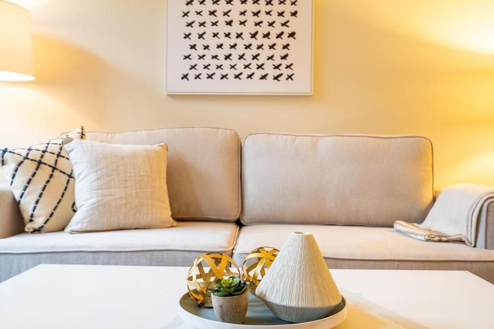 Landing - Modern Apartment with Amazing Amenities (ID1907X25) Apartment in Jefferson County